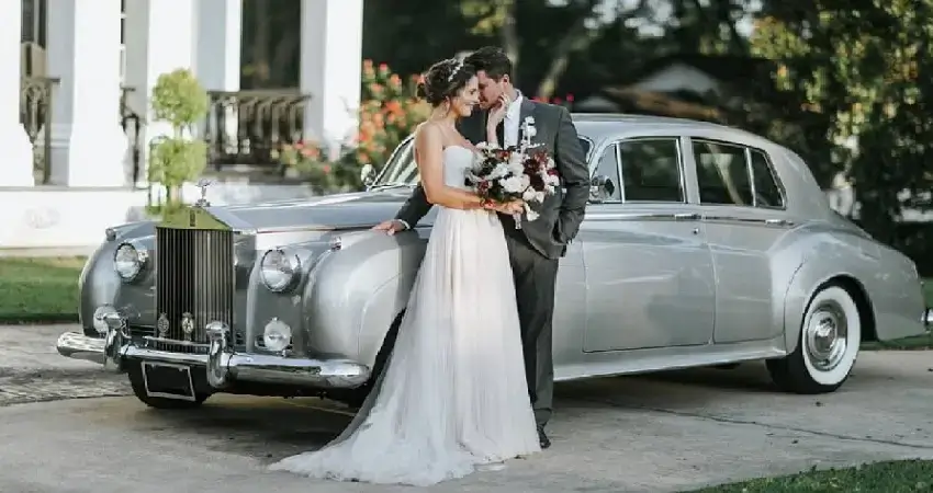 Wedding Limo Service NYC 2 wedding party